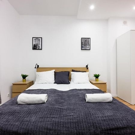 Cracow Rent Apartments - Spacious Apartments For 2-7 People In Quiet Area - Kolberga Street Nr 3 - 10 Min To Main Square By Foot 크라쿠프 외부 사진