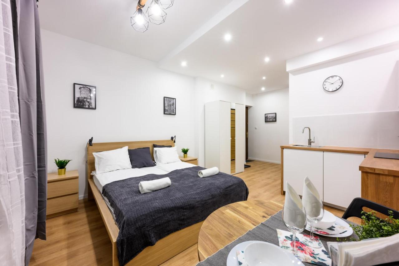 Cracow Rent Apartments - Spacious Apartments For 2-7 People In Quiet Area - Kolberga Street Nr 3 - 10 Min To Main Square By Foot 크라쿠프 외부 사진