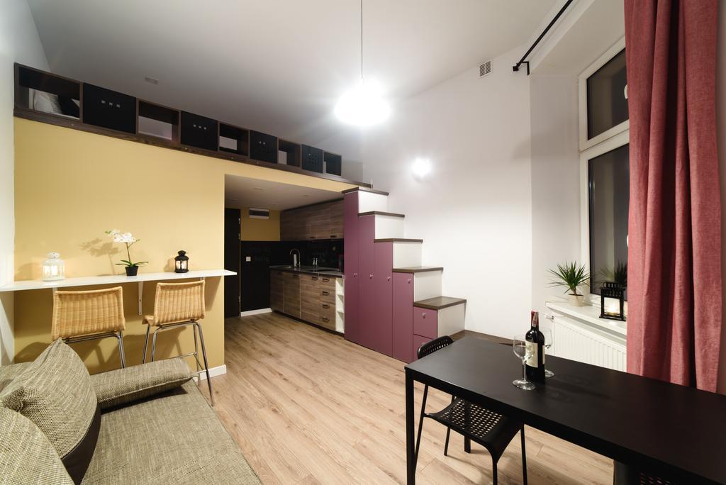 Cracow Rent Apartments - Spacious Apartments For 2-7 People In Quiet Area - Kolberga Street Nr 3 - 10 Min To Main Square By Foot 크라쿠프 외부 사진