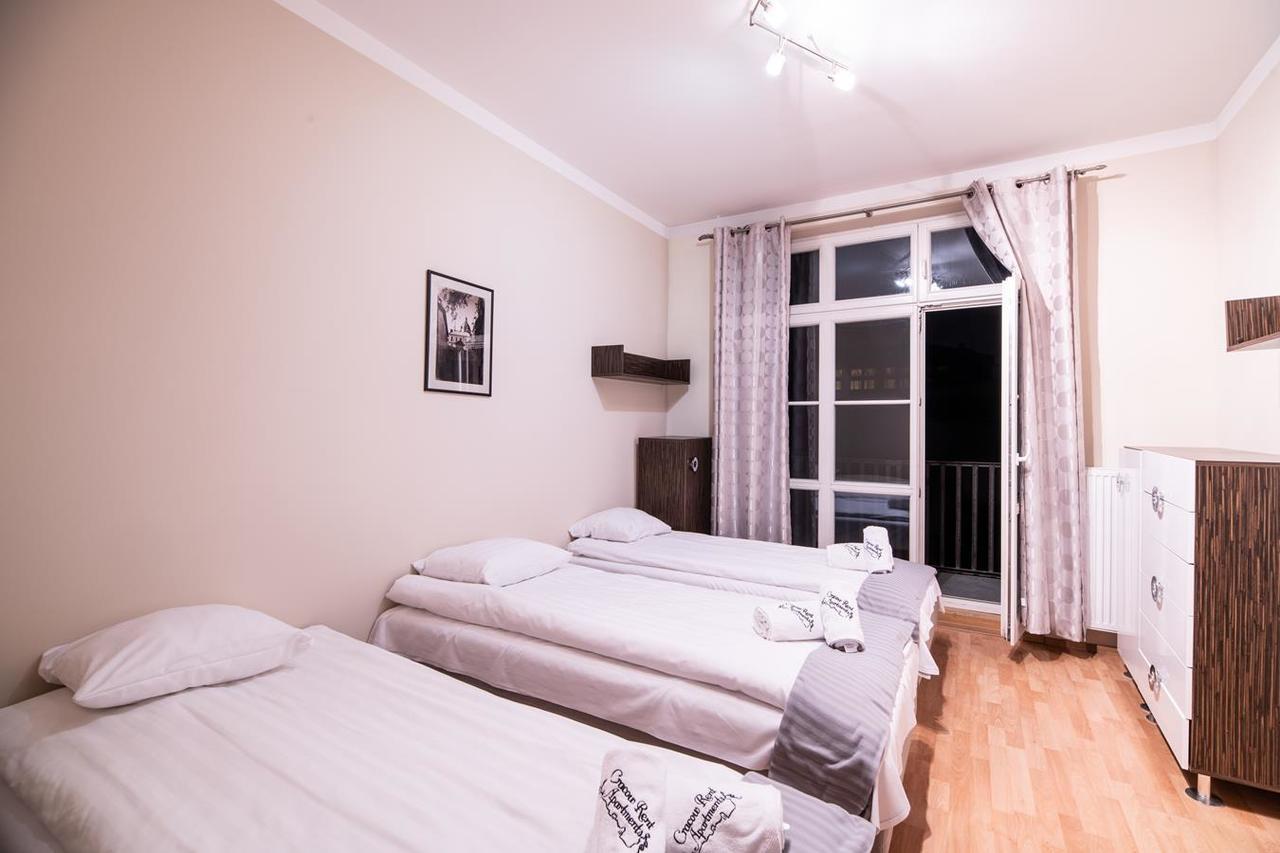 Cracow Rent Apartments - Spacious Apartments For 2-7 People In Quiet Area - Kolberga Street Nr 3 - 10 Min To Main Square By Foot 크라쿠프 외부 사진