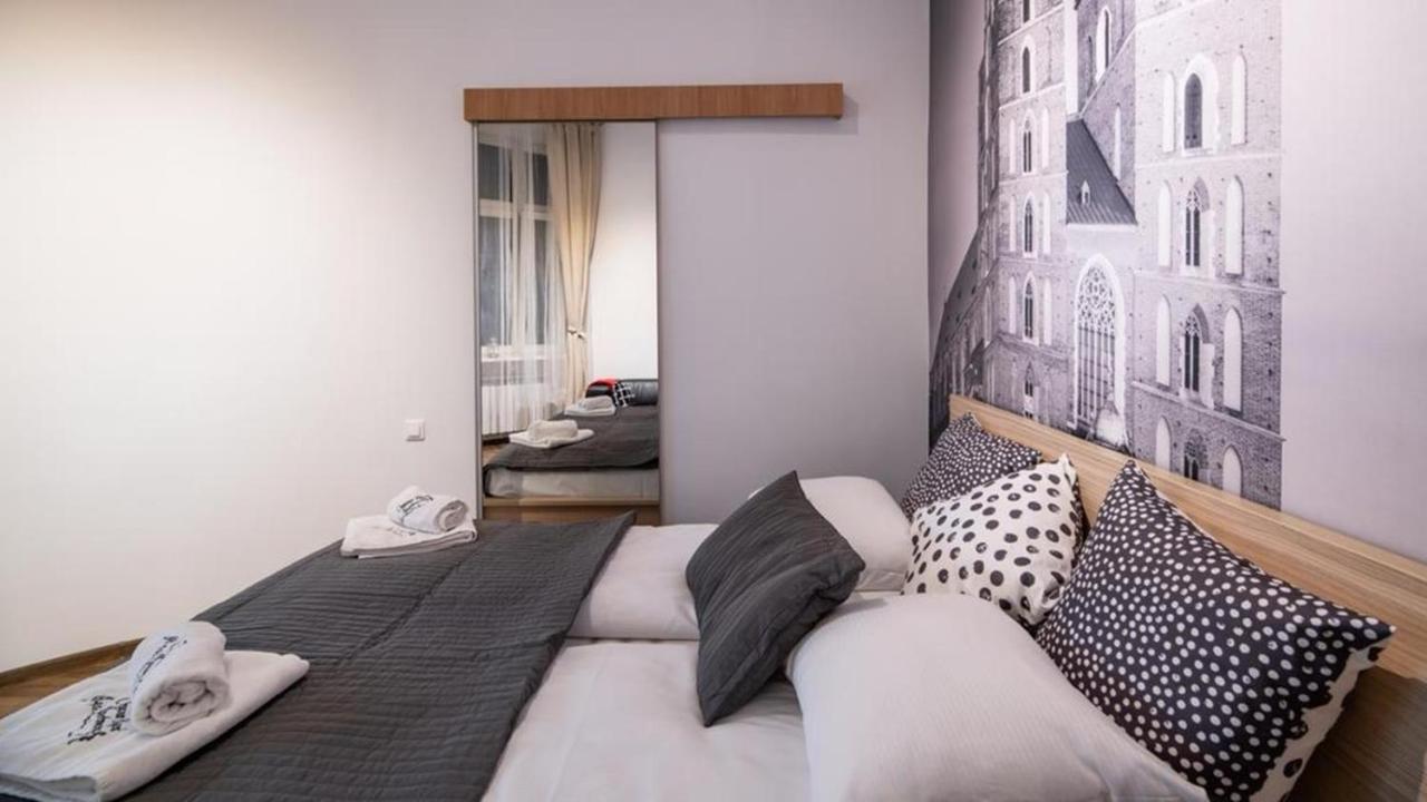 Cracow Rent Apartments - Spacious Apartments For 2-7 People In Quiet Area - Kolberga Street Nr 3 - 10 Min To Main Square By Foot 크라쿠프 외부 사진